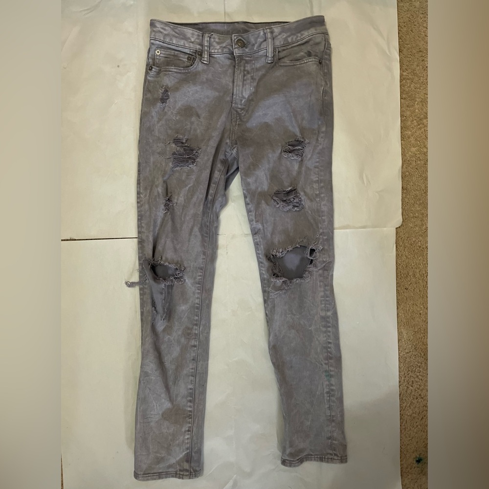 American eagle distressed denim jeans size 32